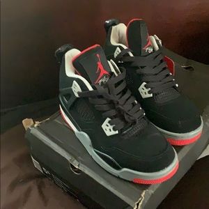 still have the 5.5 Jordan retro 4